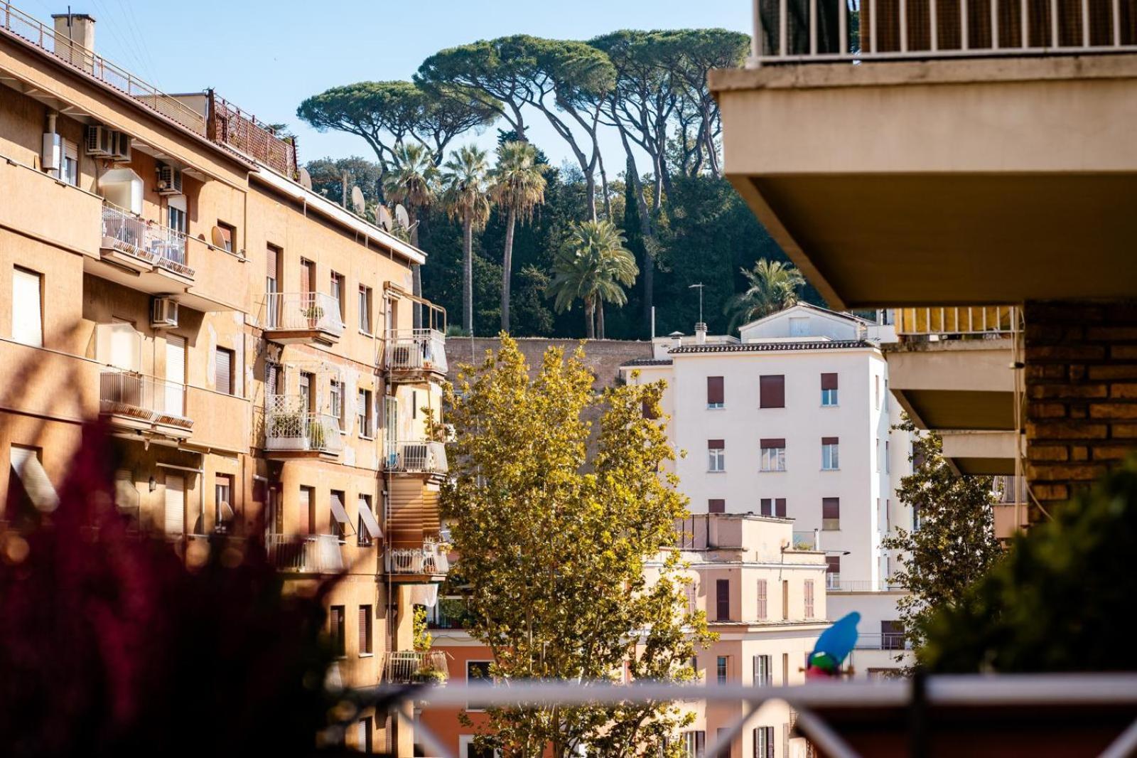 Vatican Blossom Apartment *